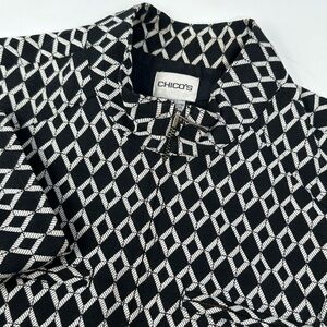 Chicos Women's Size 2 Black and White Diamond Zip-Up Jacket A3